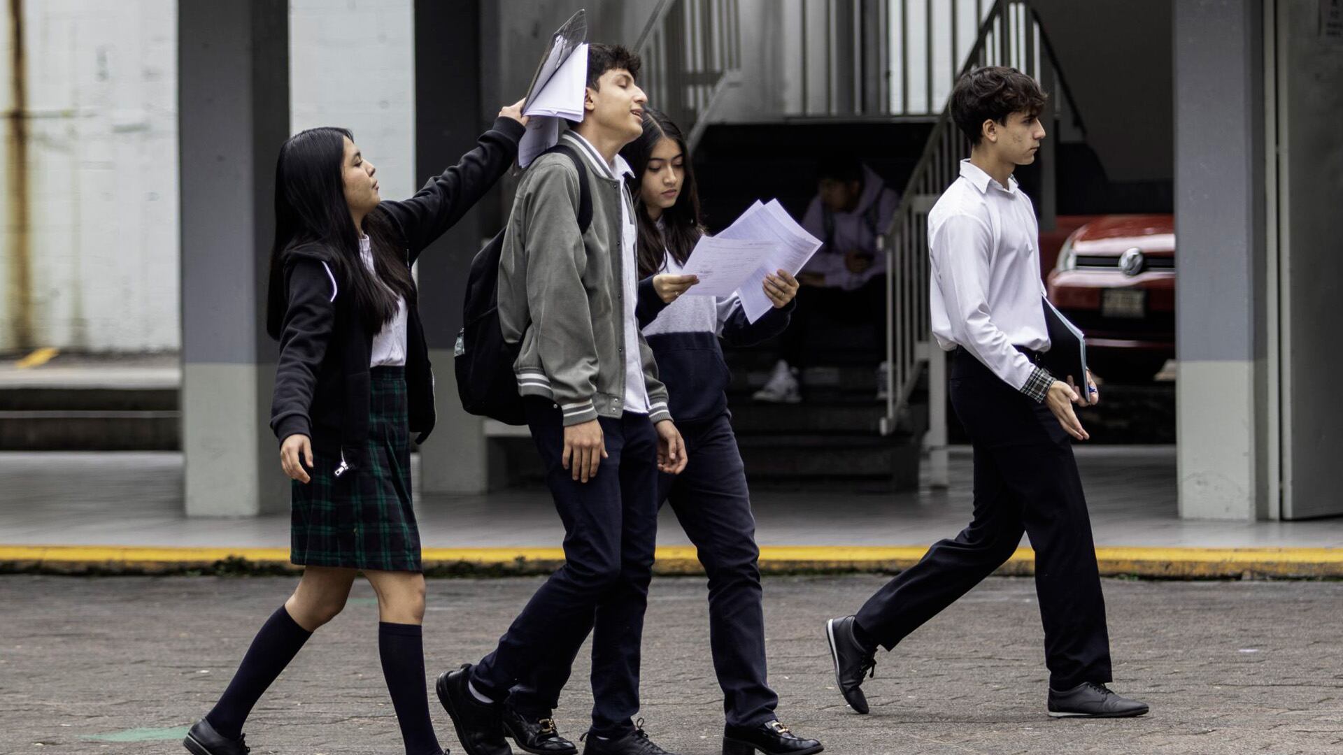 Colegio de Bachilleres, CONALEP y otras instituciones ya no piden examen, sólo asignación
Crédito: Cuartoscuro