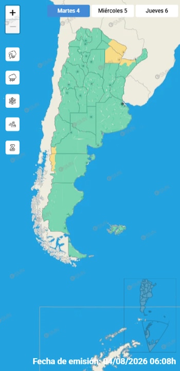 Mapa de Argentina dividido por provincias en verde y amarillo. Pestañas para Martes 4, Miércoles 5, Jueves 6. Iconos de fenómenos meteorológicos. Fecha de emisión 04/08/2026
