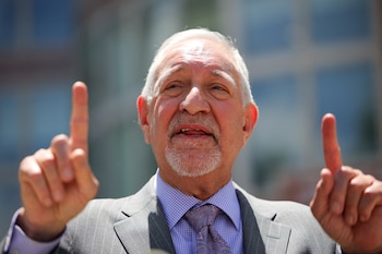 Un juez considera el proceso