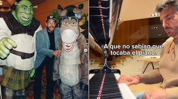 Eugenio Derbez posa con disfraces de Shrek y Burro, y en otra escena toca el piano; en la imagen se lee: "A que no sabían que tocaba el piano".