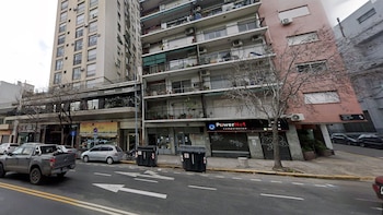 Asamblea 1132 adorni