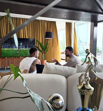 IG: @miguel_layun