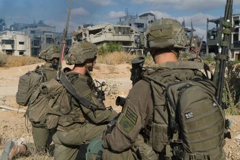 El portavoz del Ejército israelí, Avichay Adraee, confirmó que las Fuerzas de Defensa de Israel (FDI) permanecerán desplegadas en el sur del Líbano
