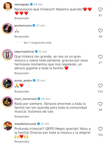 Captura de pantalla de comentarios en redes sociales de cuentas verificadas que envían mensajes de afecto y emoticonos de corazones