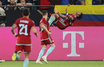 Juan Guillermo Cuadrado celebra su