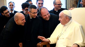 El Papa con seminaristas este