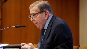 El opositor Edmundo González suspende