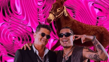 Carlos Vives y Ryan Castro