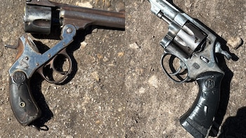 Tenía pedido de captura por homicidio, mató a su ex pareja de un disparo y lo detuvieron con dos armas mientras intentaba escapar