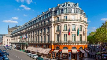 El exterior del hotel