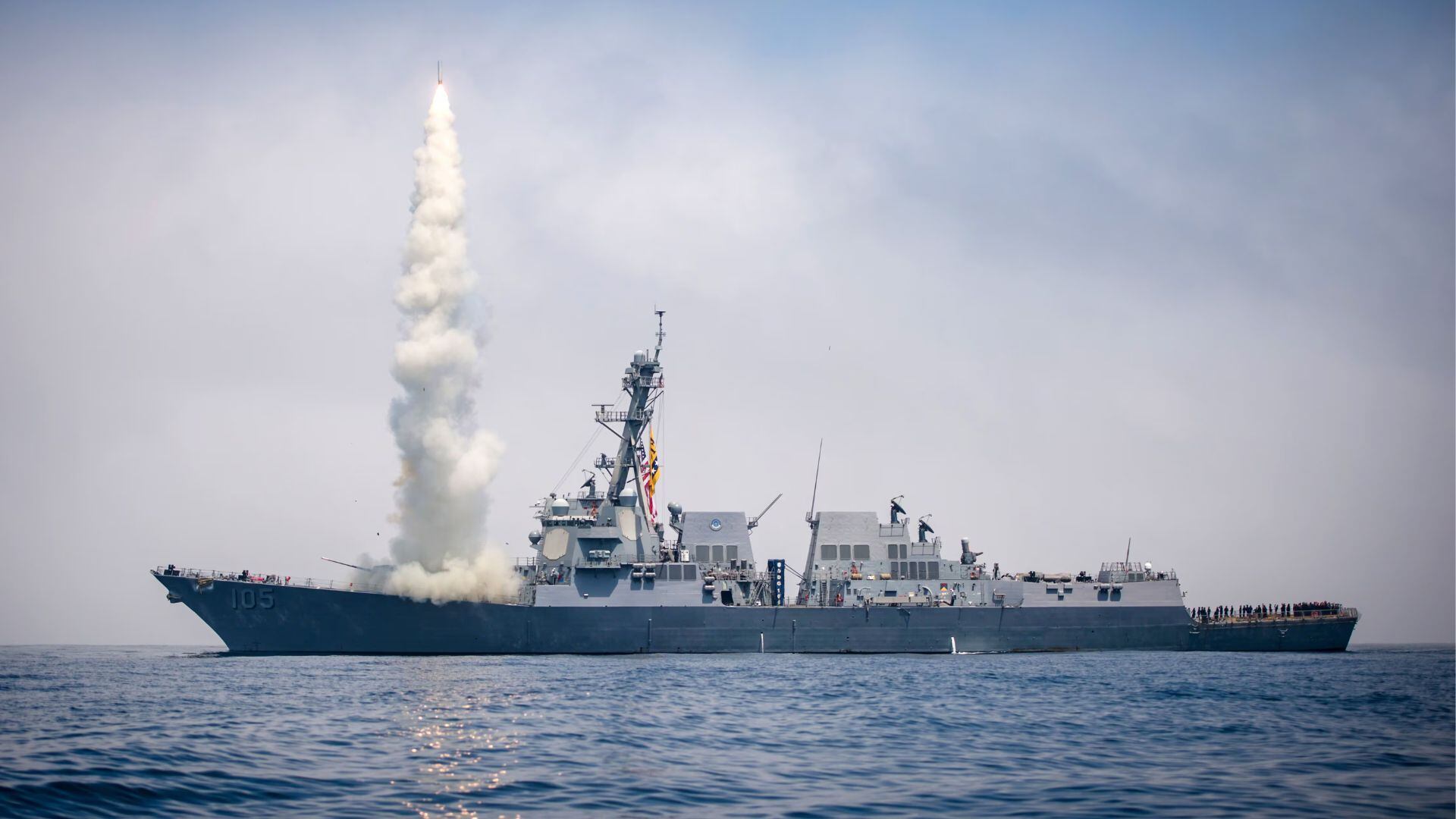 El Tomahawk es un misil de crucero de largo alcance que puede ser lanzado desde buques o submarinos