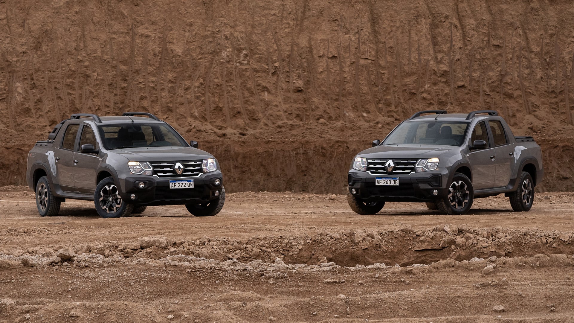 Renault Oroch, se ofrece en versiones naftera y diésel y tracción simple y doble