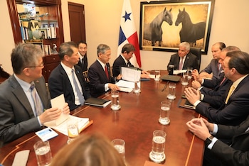 La agenda del encuentro incluyó temas de innovación, con el compromiso de ambos países de impulsar la cooperación en inteligencia artificial y revisar los avances en la materia. (Presidencia)