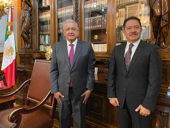 El presidente López Obrador se reunió con el coordinador de la Jucopo, Ignacio Mier (Foto: Twitter@lopezobrador_)