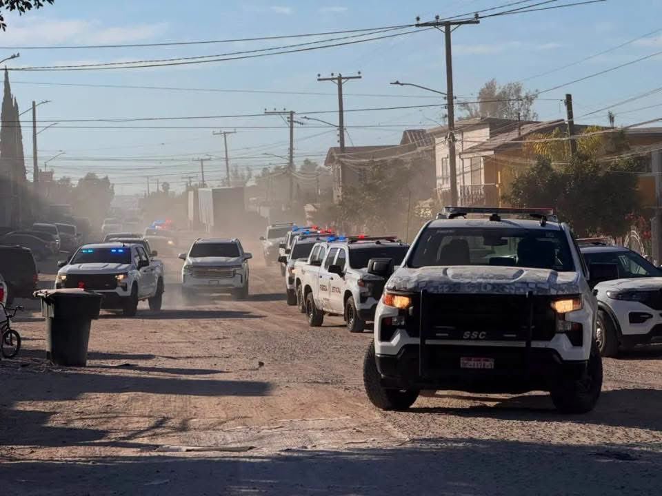 Autoridades estatales y federales participaron en el operativo realizado la tarde del 4 de septiembre en la Clínica Jireh, ubicada en Mariano Matamoros. (X @XiomaraVargasTV)