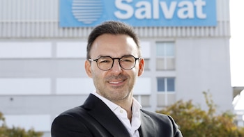 El Grupo Farmacéutico Salvat factura