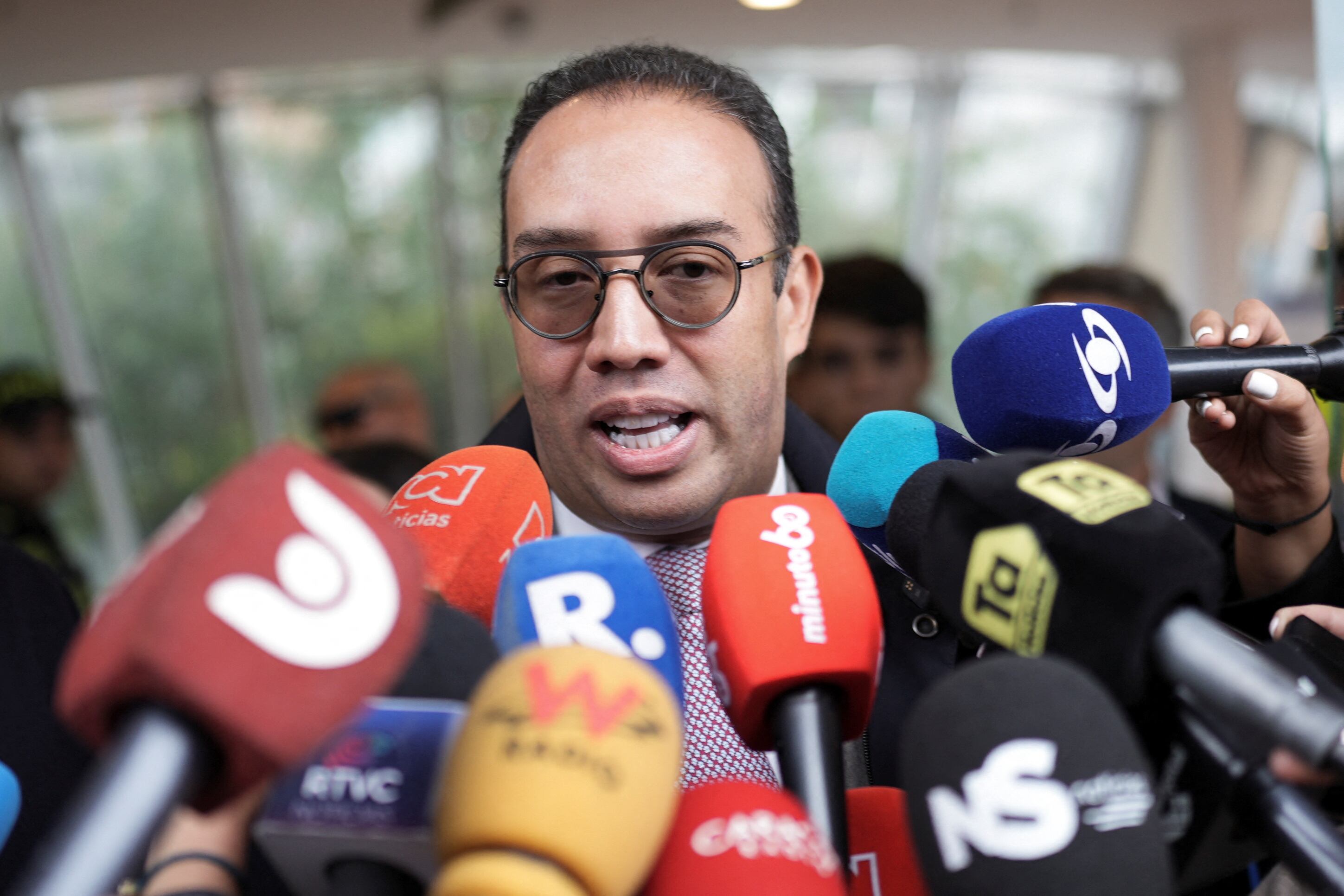 Mosquera pedirá que sean preservados y recopilados documentos y registros de la DNI, la Uiaf y otras entidades estatales que puedan aportar información sobre las actuaciones de inteligencia mencionadas en la investigación - crédito Nathalia Angarita/REUTERS