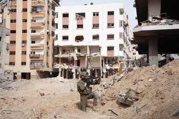 Tropas israelíes realizando operaciones militares