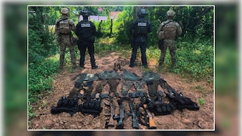 Operativos en 20 municipios de Sinaloa culminan con la detención de 16 personas y aseguramiento de explosivos