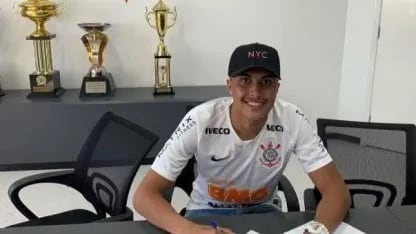 Kaue Moreira de Souza tuvo que retirarse a los 24 años a causa de una lesión mal tratada y demandó al Corinthians