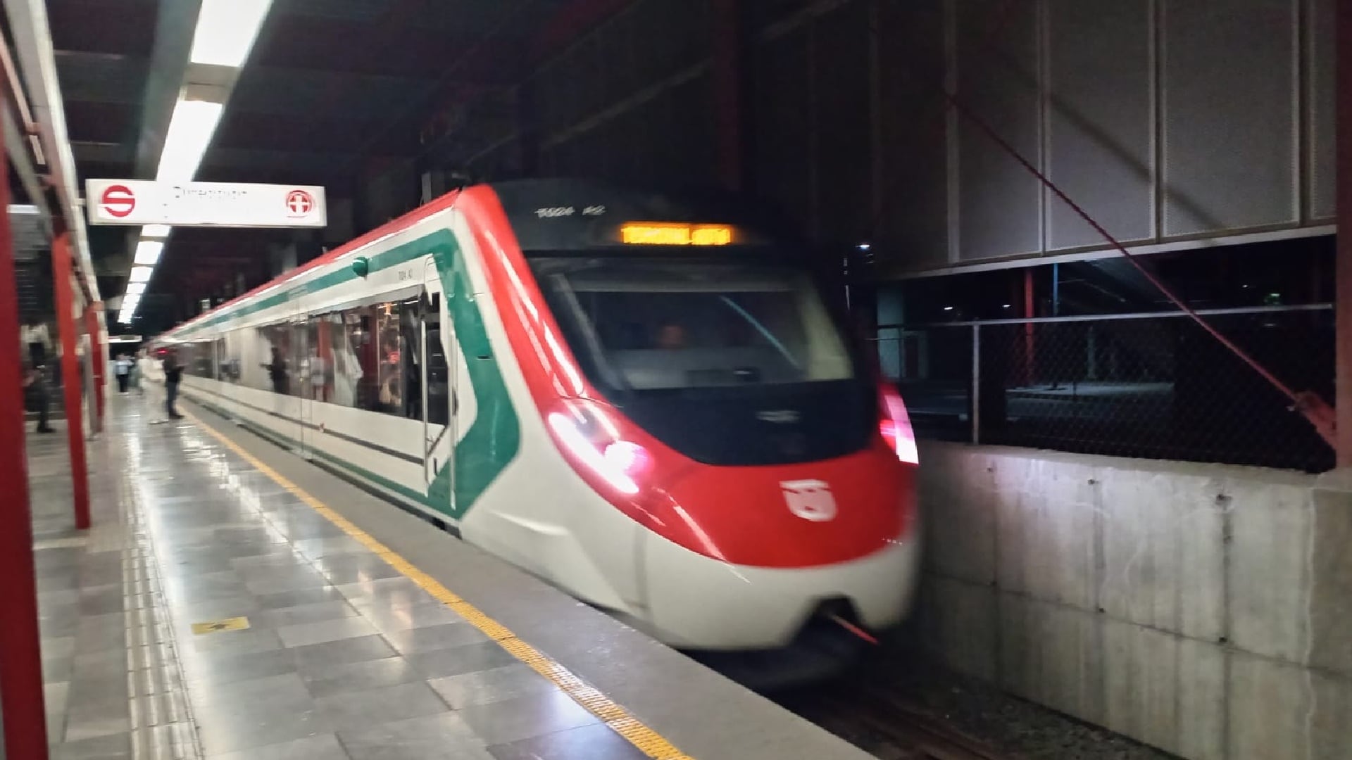 Tren Felipe Ángeles tramo Lechería-AIFA Movilidad Edomex (Foto: Jorge Contreras/Infobae México)