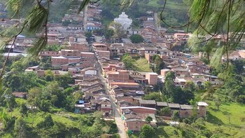 Dos jóvenes y un menor de edad víctimas de masacre en Angostura, Antioquia