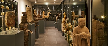 Interior de la galería Barakat