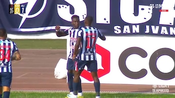 Gol de Eryc Castillo tras certera definición en Alianza Lima vs Atlético Grau por Liga 1 2026