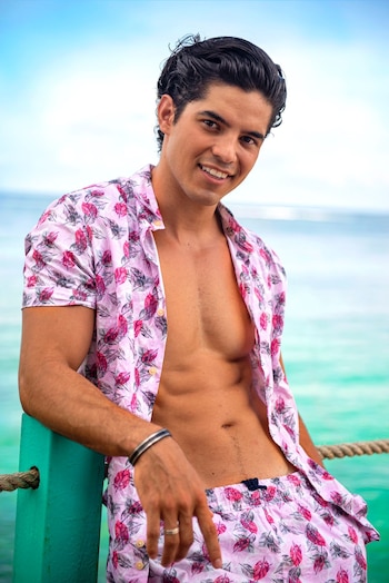 Carlos Pantoja tiene 27 años