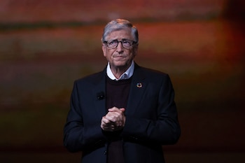 Bill Gates pronuncia un discurso