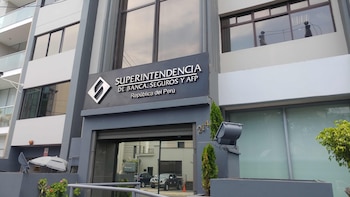 Superintendencia de Banca, Seguros y AFP lanza convocatoria de trabajo para egresados y titulados