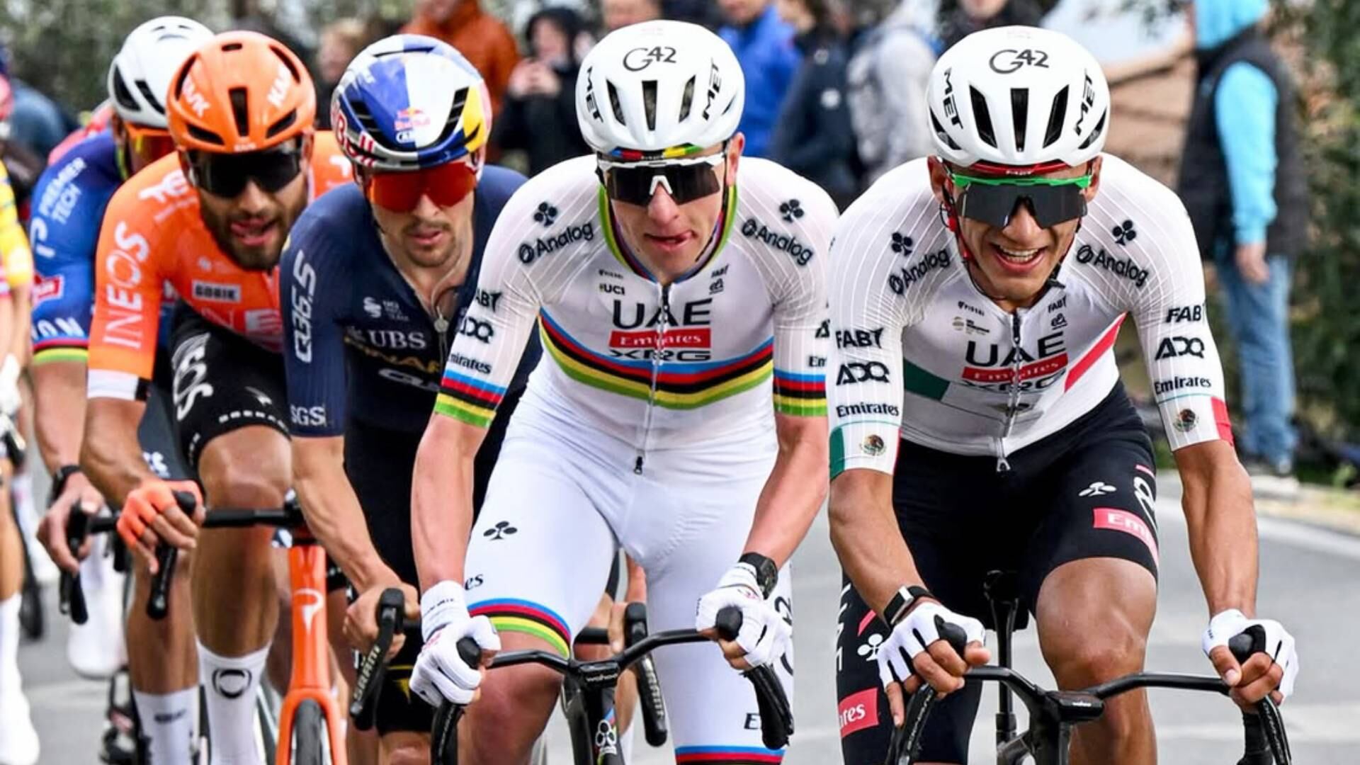 El ciclista mexicano tuvo que abandonar la tercera etapa de la Vuelta al País Vasco tras caer de su bicicleta. (IG UAE Team Emirates)