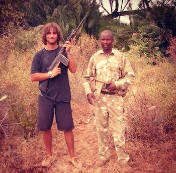 Jakob Von Plessen durante su tiempo viviendo en Kenia (Instagram)