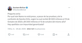 Con un mensaje en la