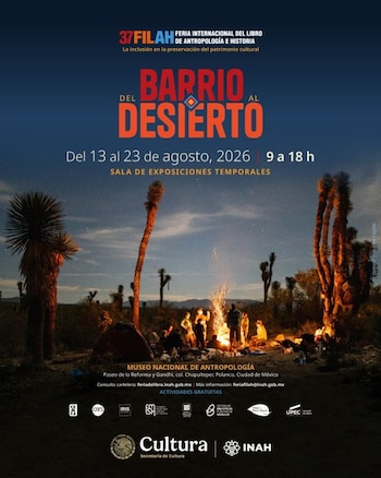 Cartel vertical. Texto promocional: '37 FILAH, Del Barrio al Desierto', fechas, sede. Imagen de grupo en torno a fogata en desierto con palmas y cactáceas