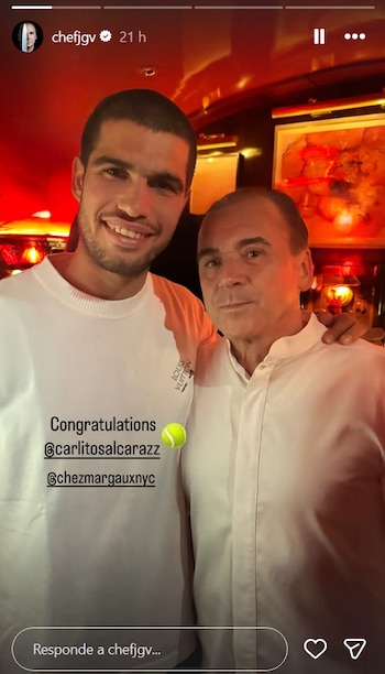 Carlos Alcaraz disfrutó de una cena de alta cocina en Chez Margaux - crédito @chefjgv/Instagram