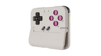 Es compatible con emuladores como