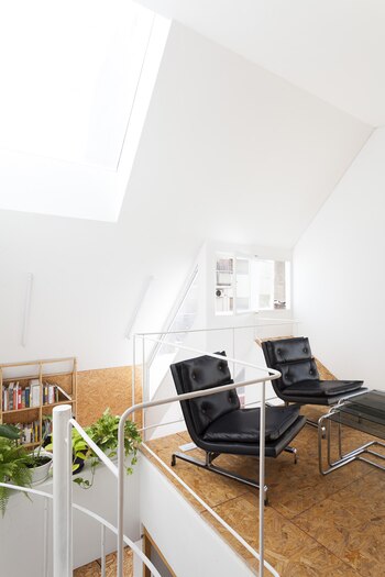 En el interior, un sistema