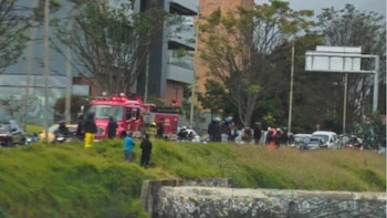 Hallaron cuerpo en estado de descompósición en un canal de agua al norte de Bogotá