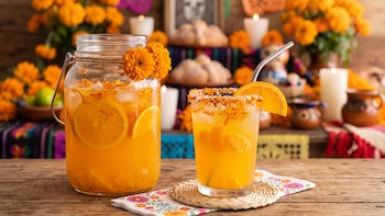 Agua de mandarina con cempasúchil: La receta artesanal de otoño que puedes hacer en menos de 10 minutos