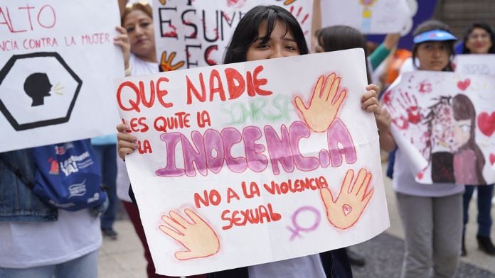Condenan a cadena perpetua a hombre por violación sexual a sus hijastras durante 10 años| Gobierno del Perú