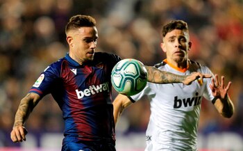 El delantero del Levante Roger