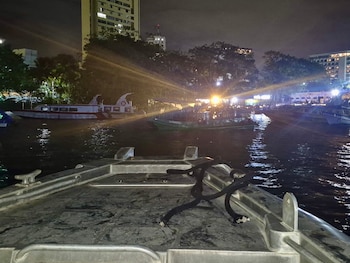 Los rescatados realizaban mediciones de