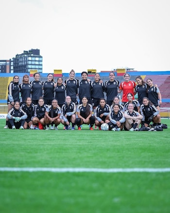 Selección peruana quedó lista para enfrentar a Ecuador en Quito. Crédito: La Bicolor.