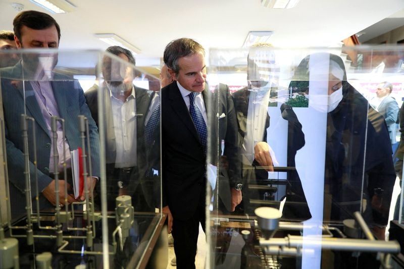 El titular del organismo agregó que el acuerdo “establece explícitamente que las actividades nucleares que se lleven a cabo en relación con las instalaciones de material nuclear serán supervisadas por el OIEA, en todos los sentidos” (REUTERS)