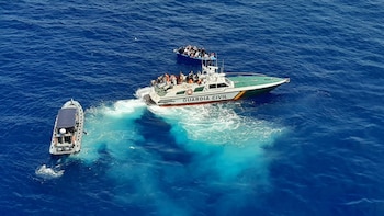 Rescatan a 27 migrantes cerca de la isla de Cabrera