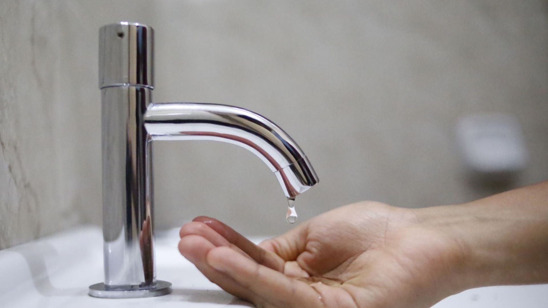 Sedapal anuncia corte de agua en varios distritos de la capital peruana. (Andina)