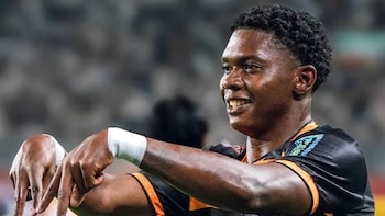 Juan Lucumí se marcha de