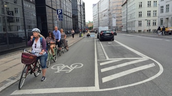 Testimonios y fotografías evidenciaron el estado de la bicisenda y la presencia del pozo, pero no se demostró responsabilidad municipal. (Foto de archivo)
