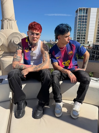 Personalidades de la música urbana como Luck Ra y Lunay también vivieron la fiesta del FC Barcelona
